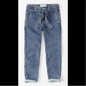 NWOT abercrombie kids high-rise girlfriend jean
